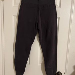 Lulu lemon track pants-high rise waist and zipper pockets